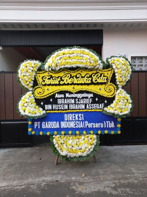 Papan Bunga Duka di Wargaluyu
