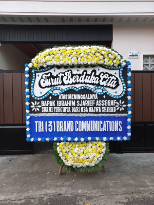 Papan Bunga Duka di Wargaluyu